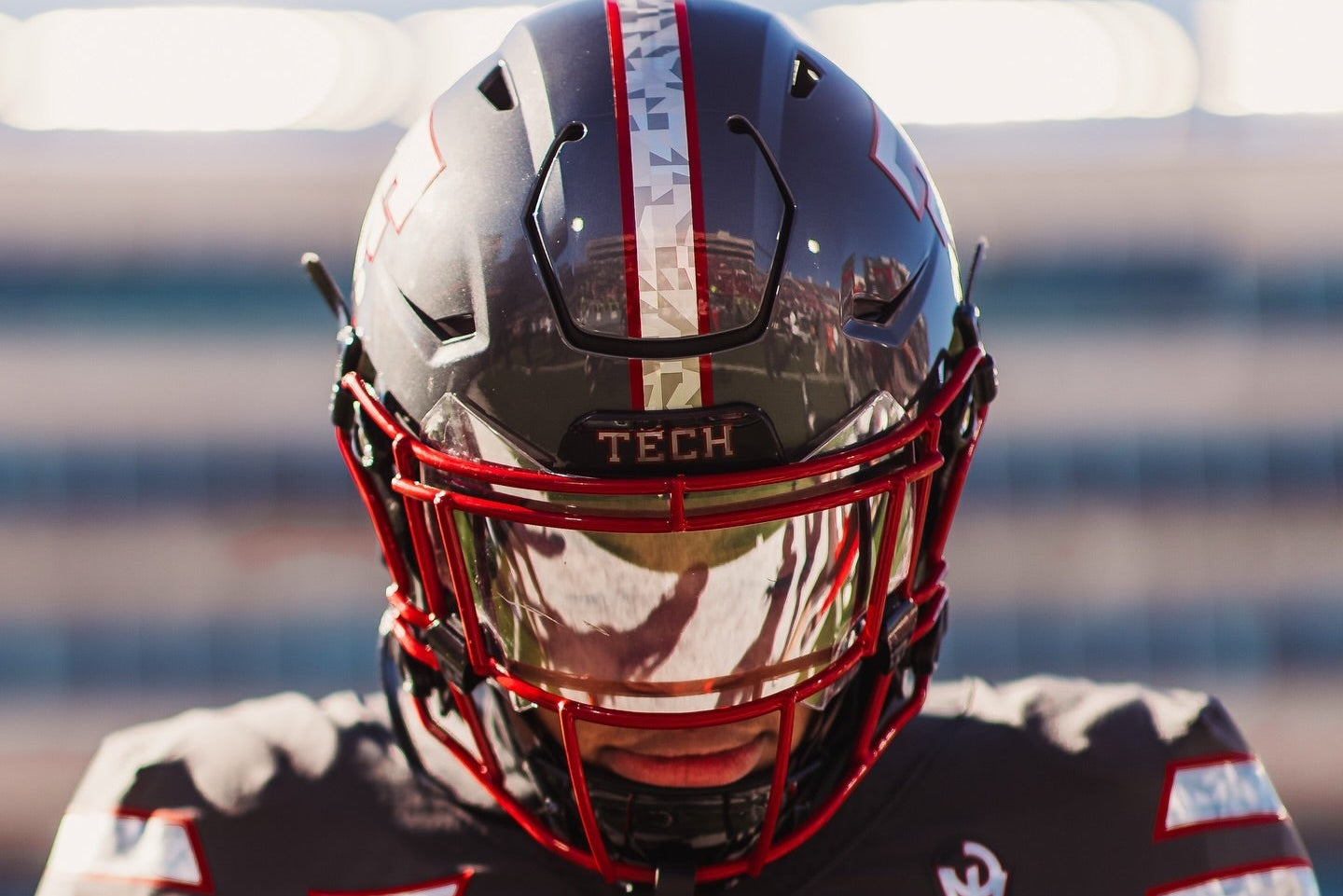 Vicis ARC_V1 Varsity Shoulder Pads | Ultimate Protection – Reyrr