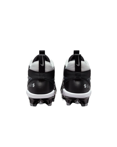 Nike Alpha Menace Varsity 4 - Premium American Football Cleats from Nike - Shop now at Reyrr Athletics