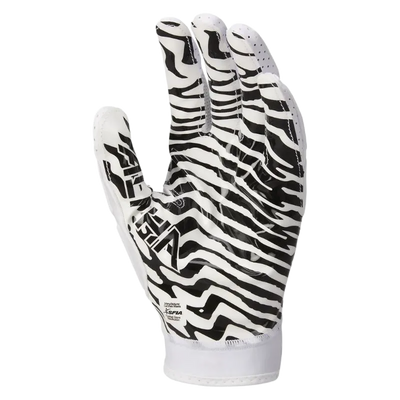 Nike Superbad 7.0: Enhance Your Grip with Tacky Magnigrip – Reyrr Nike Superbad 7.0: Enhance Your Grip with Tacky Magnigrip – Reyrr